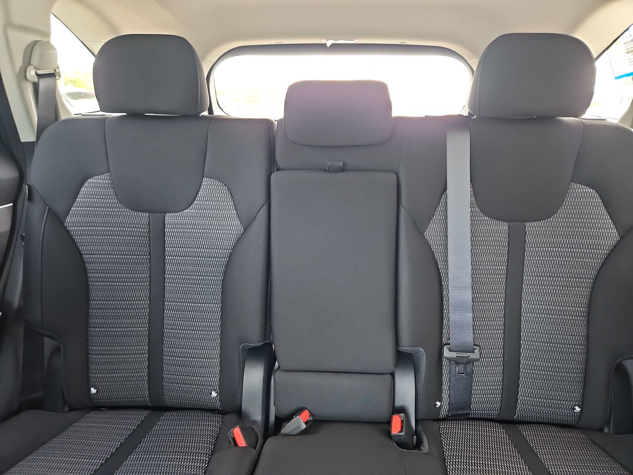 New 2026 Kia Sorento LX FWD image 10