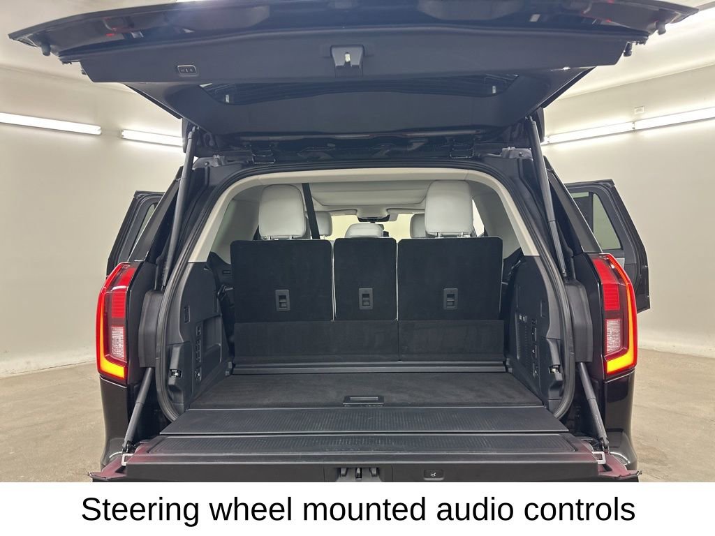 Used 2025 Ford Expedition Platinum image 28