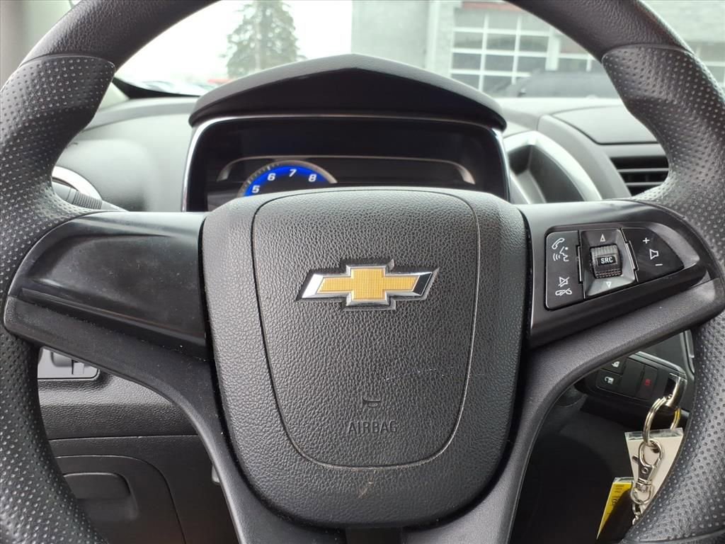 Used 2016 Chevrolet Trax LS w/ LPO, Cargo Package FWD image 17