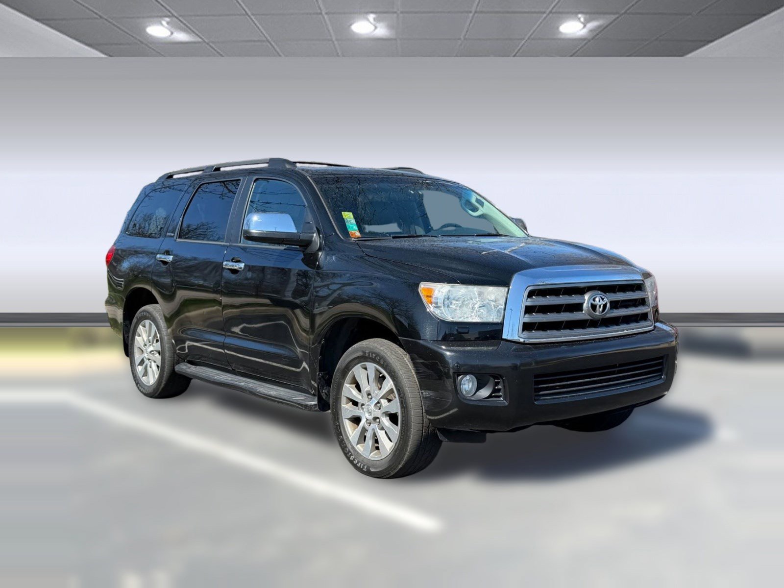 Used 2017 Toyota Sequoia Limited w/ Safety & Convenience Package image 5