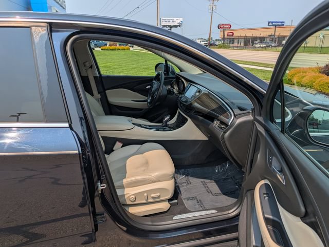 Used 2020 Buick Envision Preferred FWD image 3