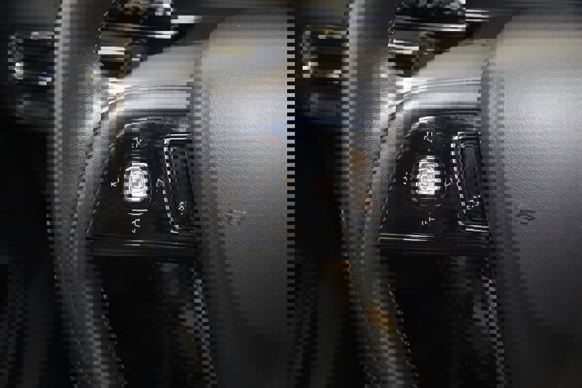 Used 2022 Lincoln Corsair Reserve w/ Elements Package image 35