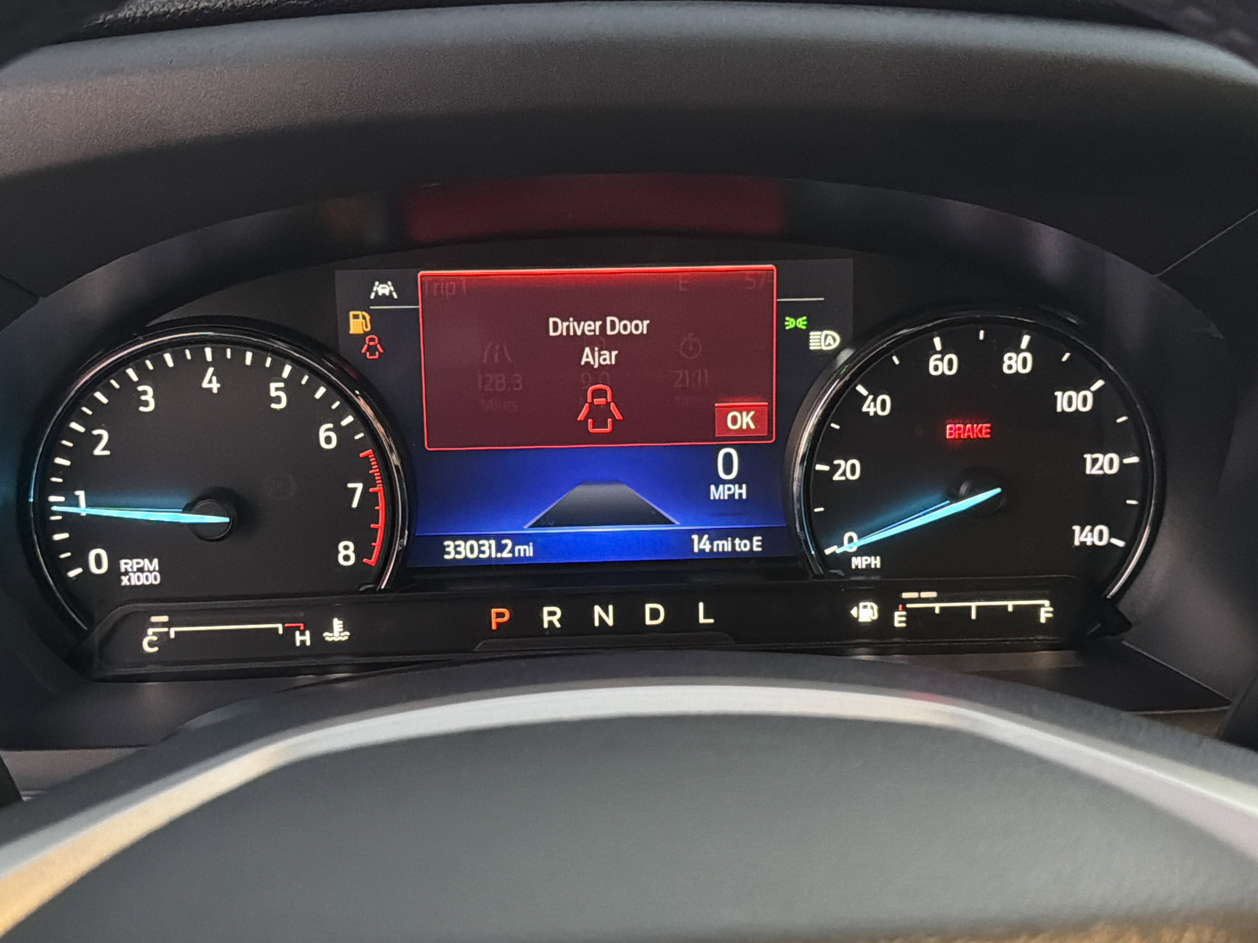 Used 2022 Ford Explorer XLT image 30