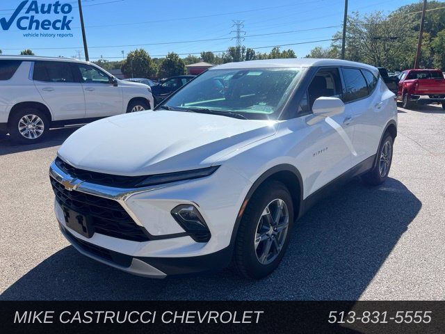 Used 2025 Chevrolet Blazer LT AWD/4WD image 1