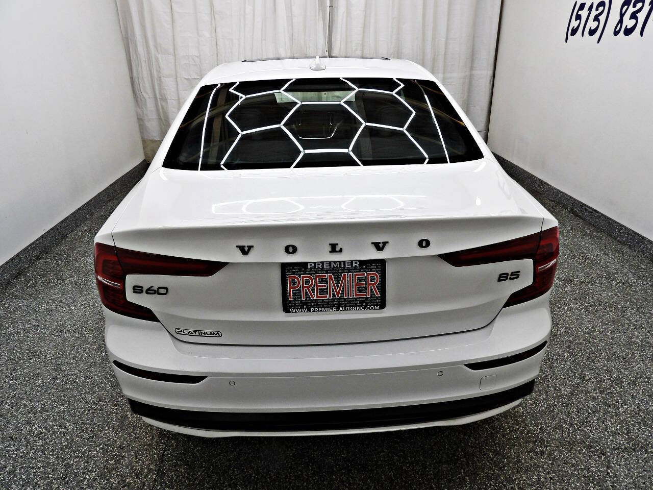 Used 2024 Volvo S60 B5 Plus image 5