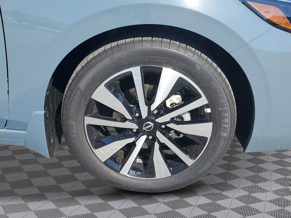 Certified 2025 Nissan Sentra SV w/ SV Premium Package image 10