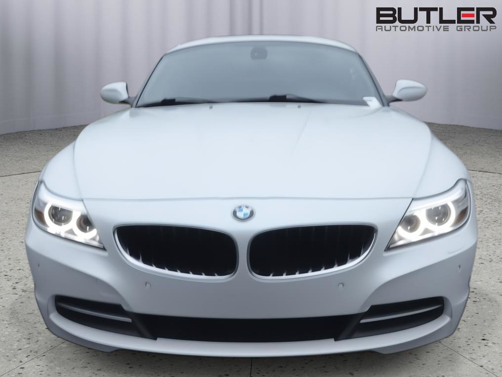 Used 2016 BMW Z4 sDrive30i RWD image 2