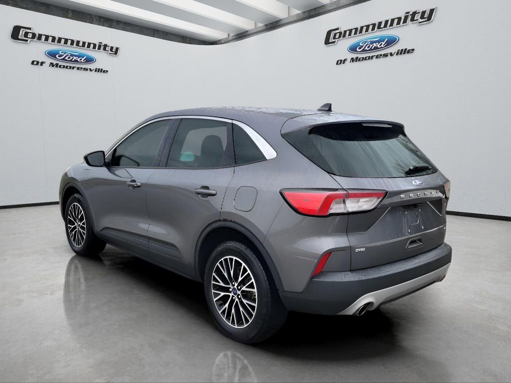 Used 2022 Ford Escape SE image 7