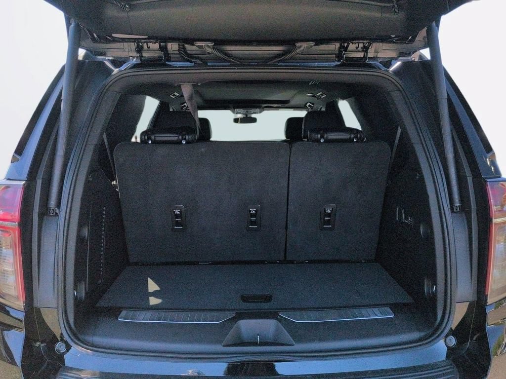 Used 2022 Chevrolet Tahoe RST w/ Sport Performance Package AWD/4WD image 26