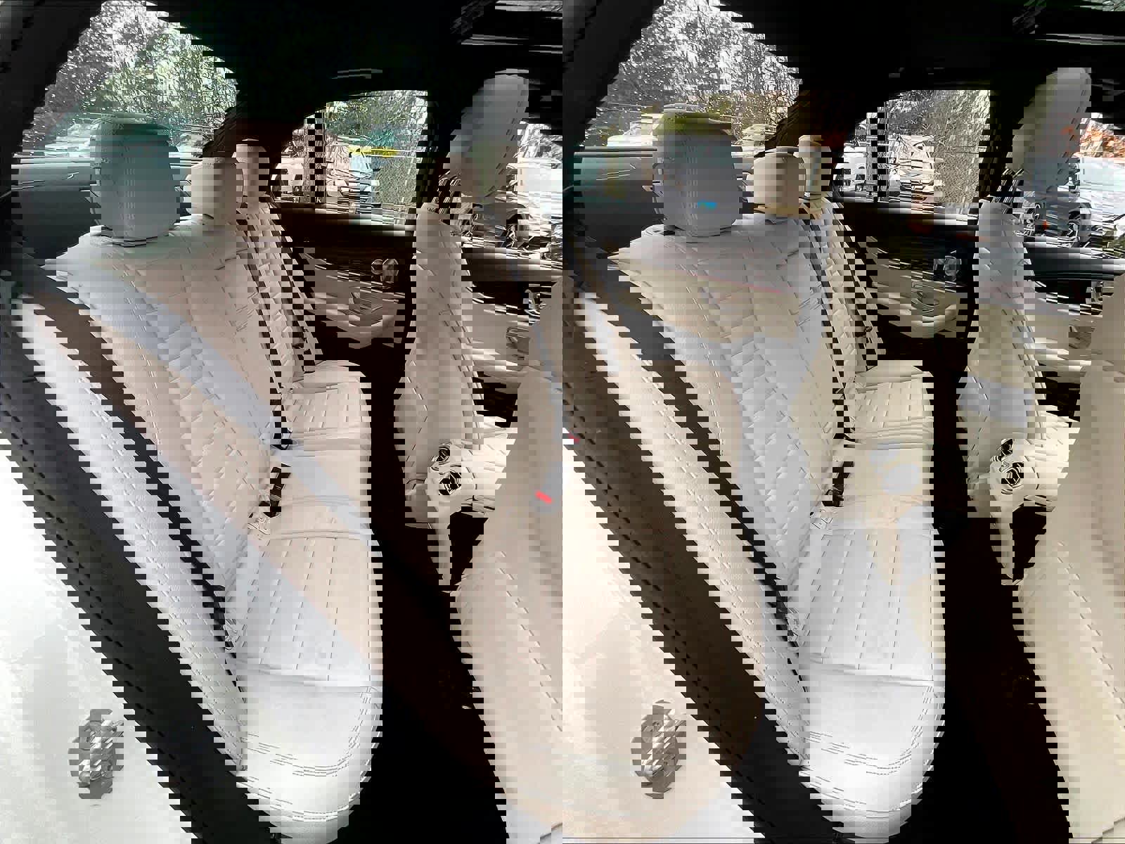 Used 2017 Mercedes-Benz E 300 4MATIC image 16