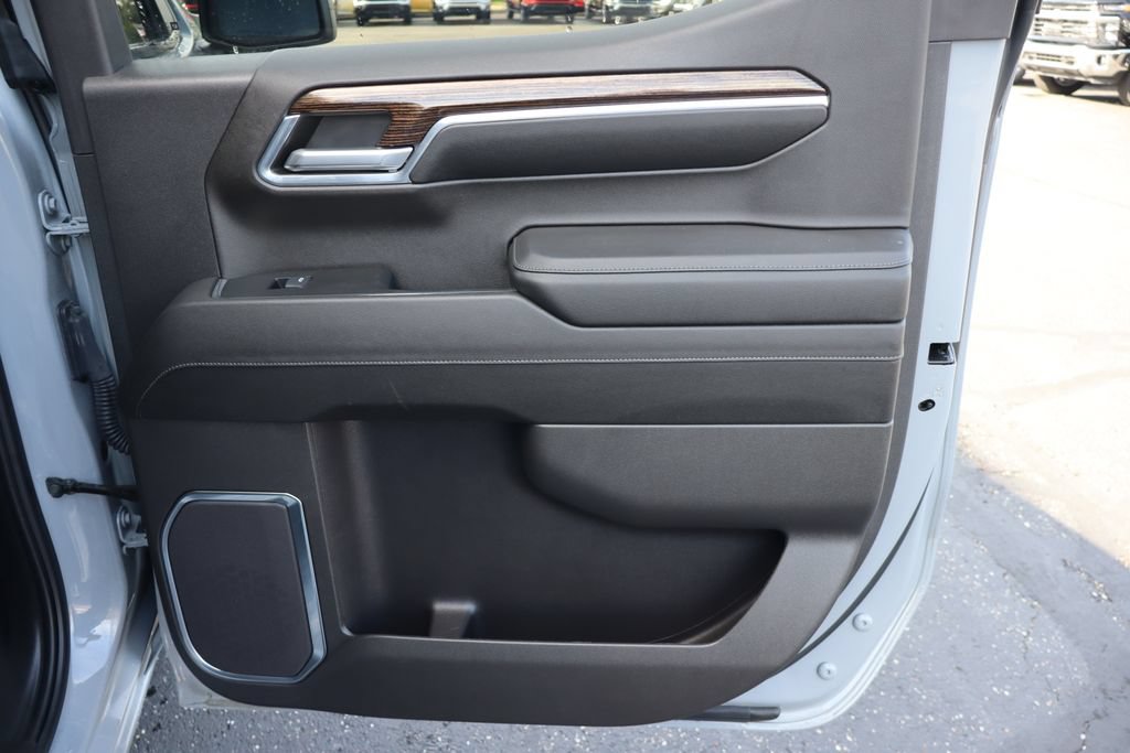 Used 2024 GMC Sierra 1500 Elevation AWD/4WD image 25