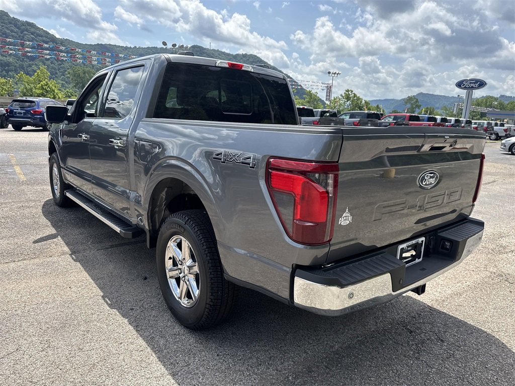 New 2025 Ford F150 XLT w/ Equipment Group 302A MID image 8