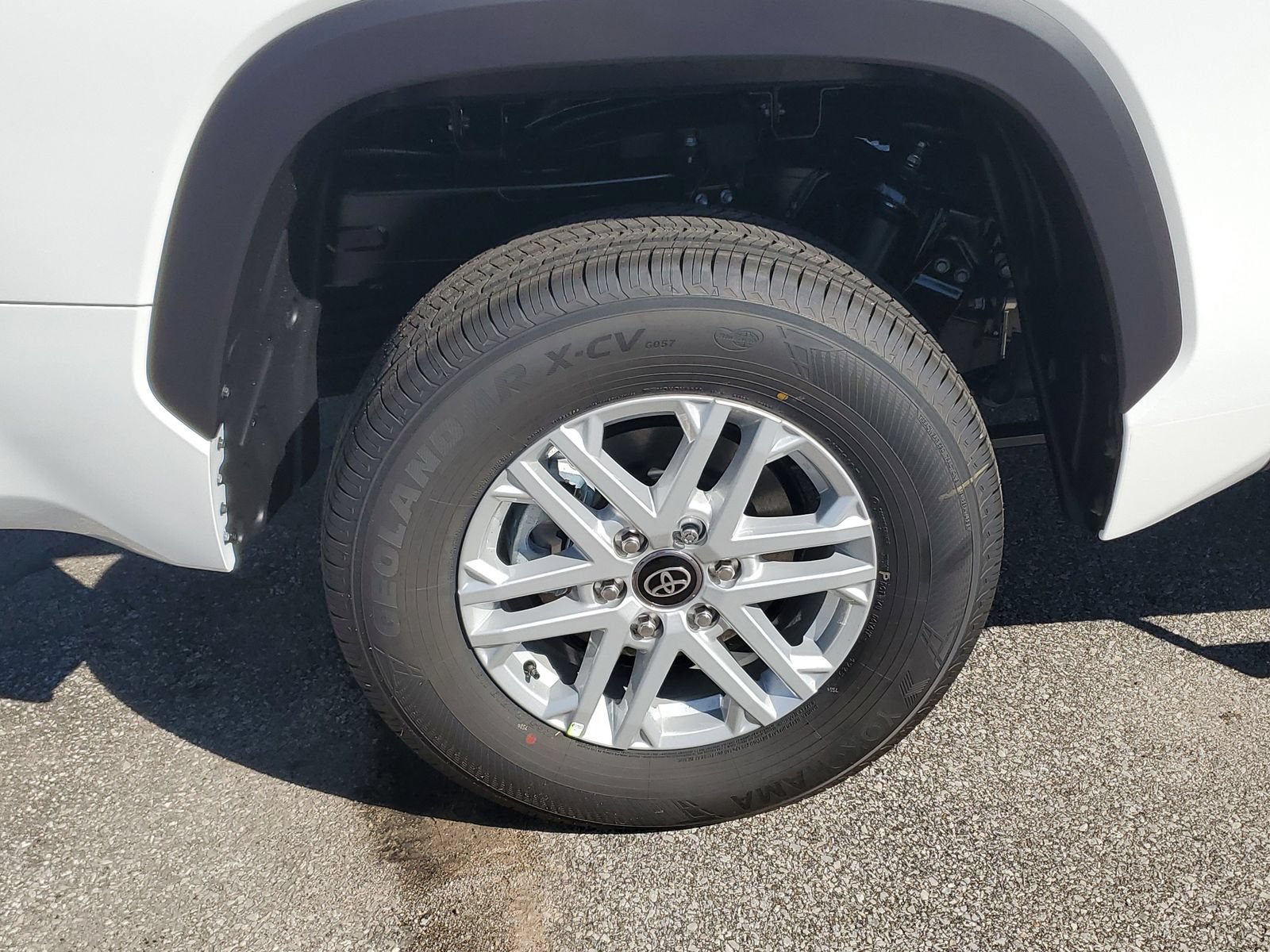 New 2026 Toyota Tundra SR5 w/ SR5 Premium Package AWD/4WD image 5