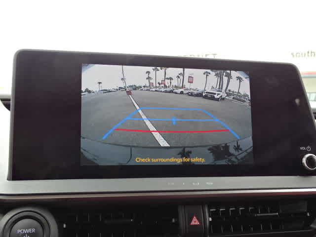 Certified 2026 Toyota Prius Plug-In Hybrid FWD image 29