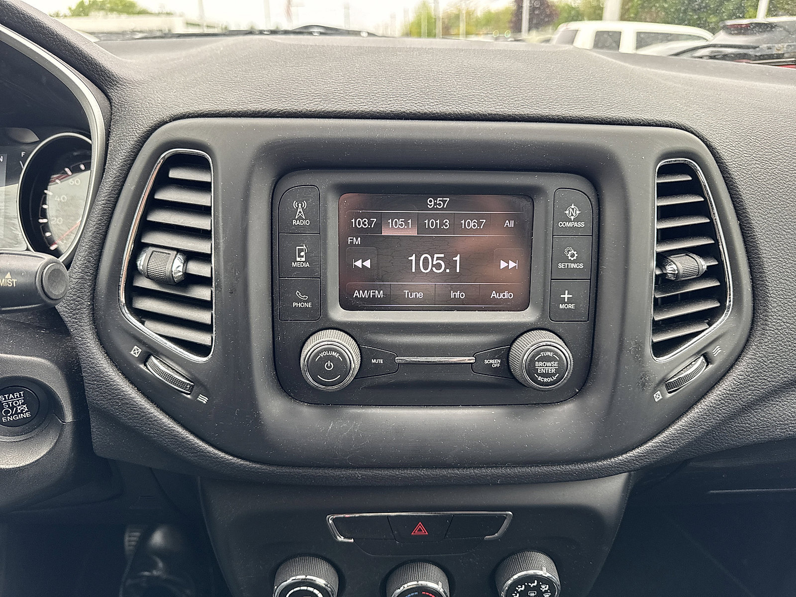 Used 2017 Jeep Compass Sport AWD/4WD image 17