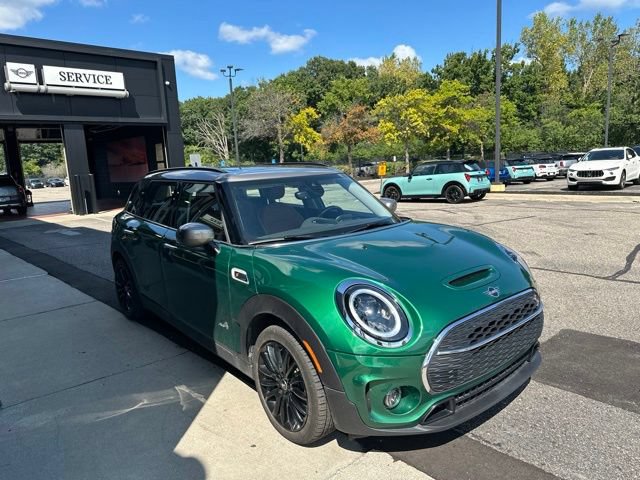 Certified 2024 MINI Cooper Clubman S w/ Signature Upholstery Package AWD/4WD image 3