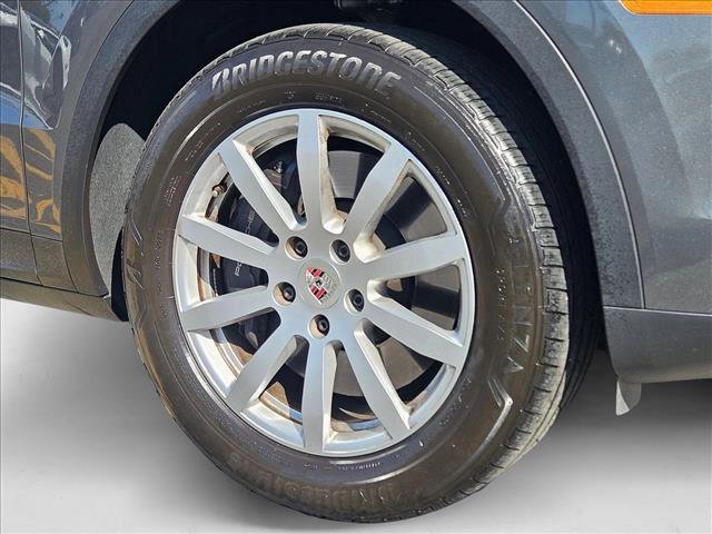Used 2022 Porsche Cayenne image 20