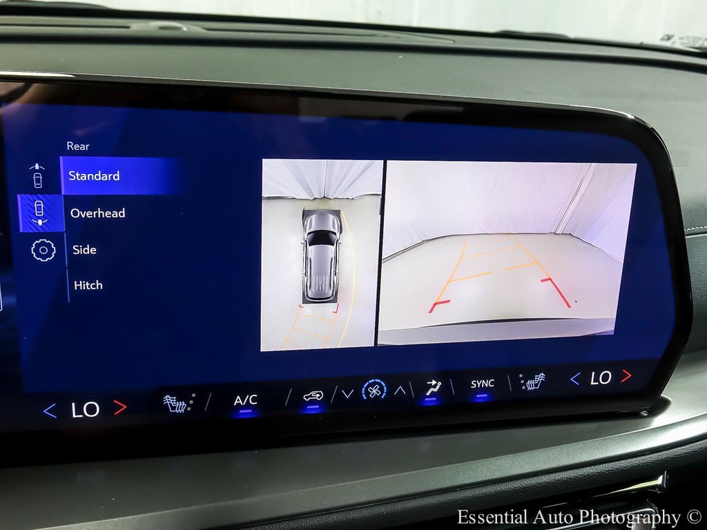 New 2026 Chevrolet Traverse LT w/ Driver Confidence Package image 15