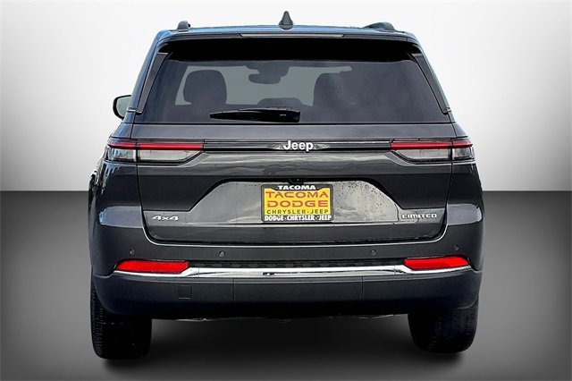 Used 2024 Jeep Grand Cherokee Limited w/ Trailer Tow Package image 5