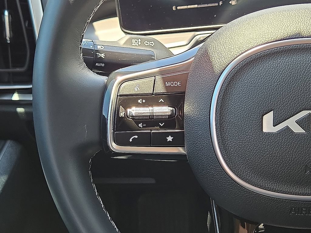 Used 2025 Kia Sorento S w/ Panoramic Sunroof Package FWD image 18