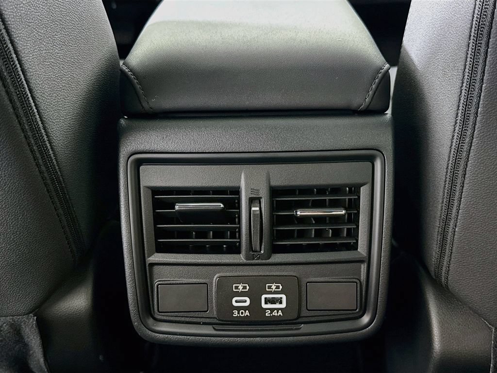 Used 2026 Subaru Outback Premium AWD/4WD image 26