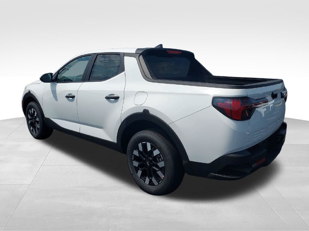 New 2027 Hyundai Santa Cruz SE FWD image 3