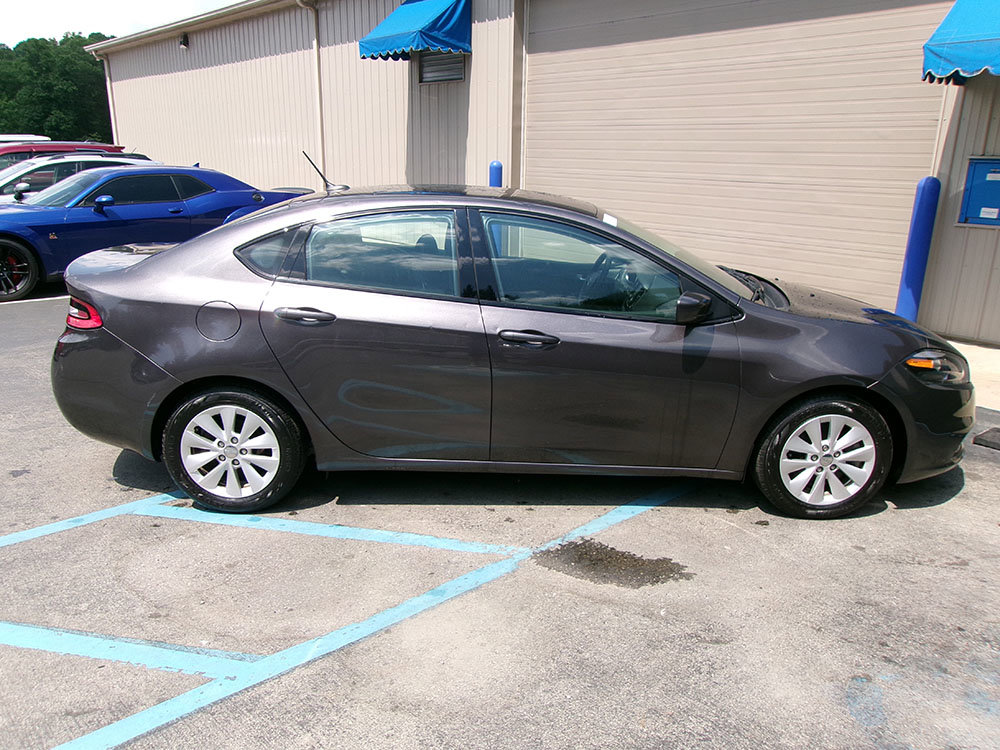 Used 2014 Dodge Dart SXT FWD image 4
