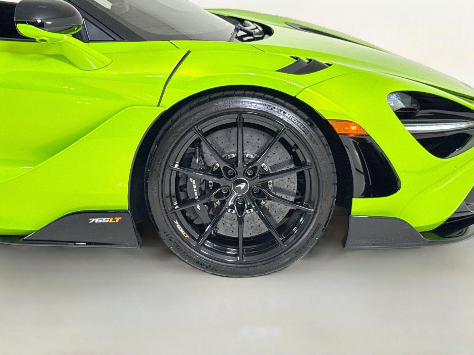 Used 2021 McLaren 765LT RWD image 35