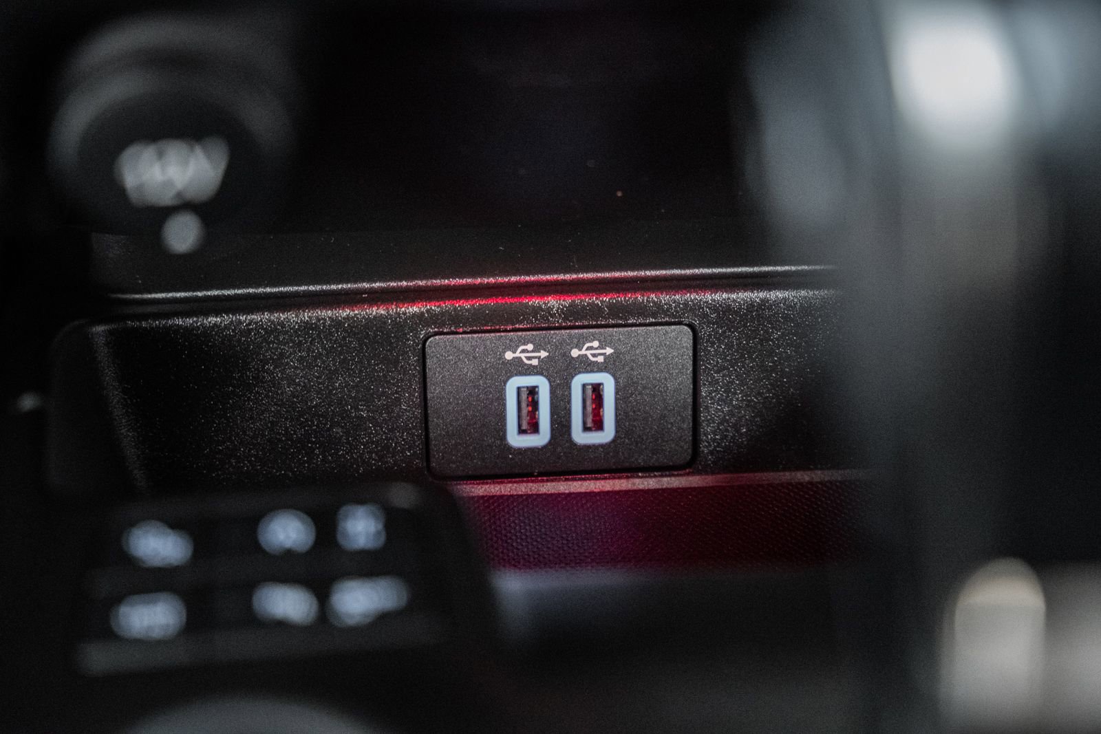 Certified 2022 Ford Ranger Lariat w/ Tremor Off-Road Package image 34