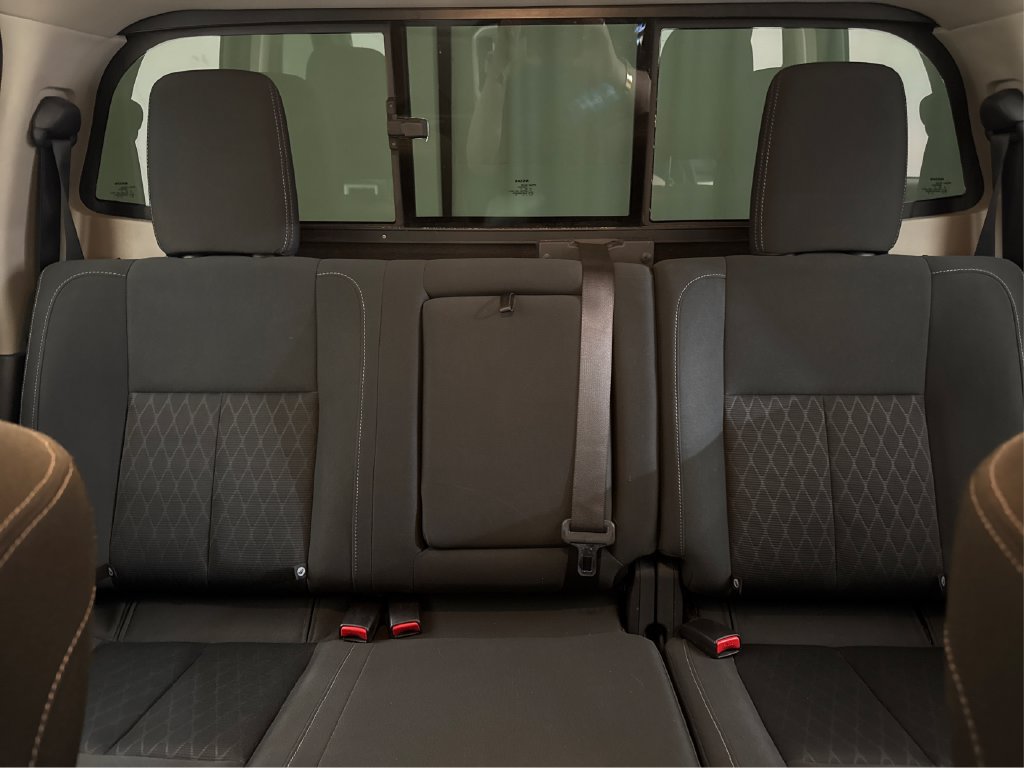 Used 2017 Nissan Titan SV RWD image 40