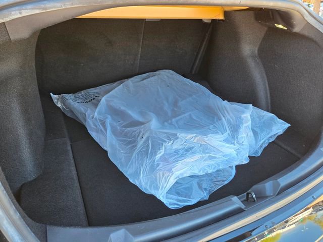 Used 2022 Tesla Model 3 Standard Range image 18