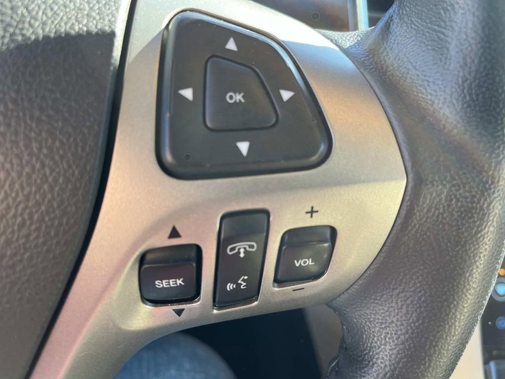 Used 2019 Ford Taurus Limited image 30