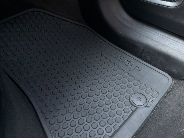 Used 2022 Jeep Compass Latitude w/ Convenience Group image 35