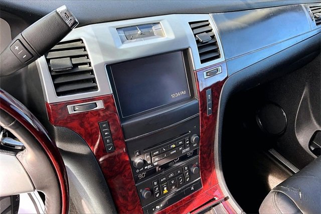 Used 2013 Cadillac Escalade EXT Premium image 6