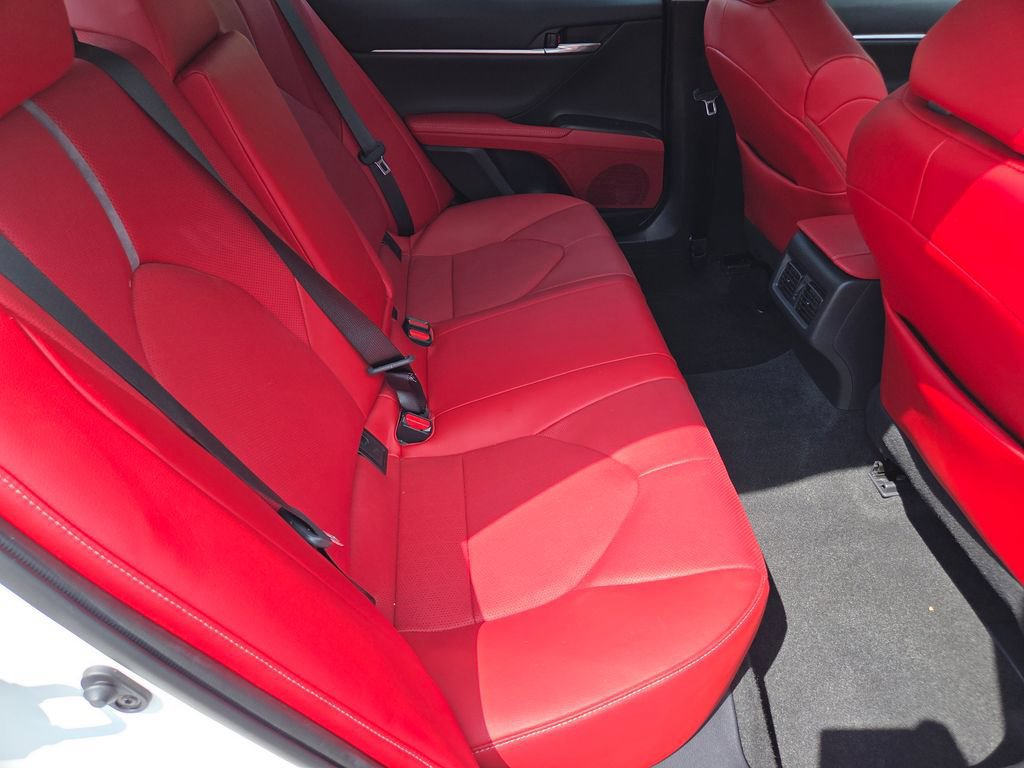 Used 2022 Toyota Camry XSE w/ Navigation Package FWD image 5