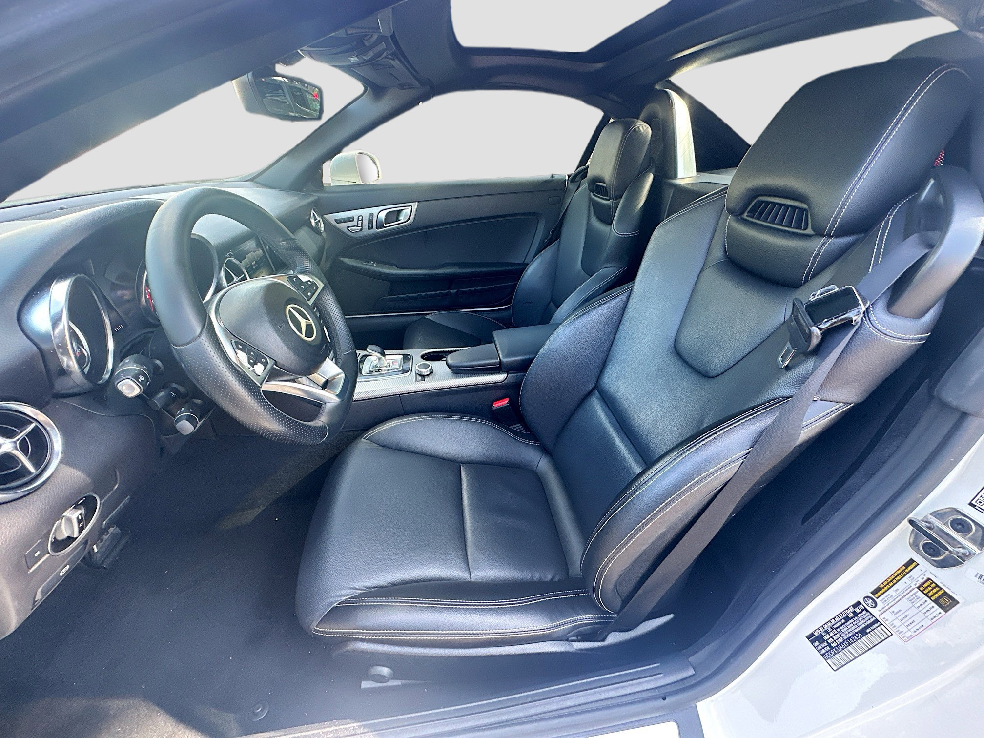 Used 2019 Mercedes-Benz SLC 300 SLC 300 image 20