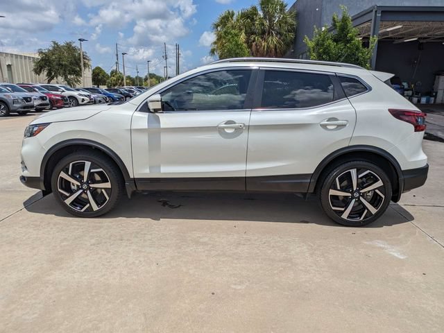 Used 2022 Nissan Rogue Sport SL FWD image 9