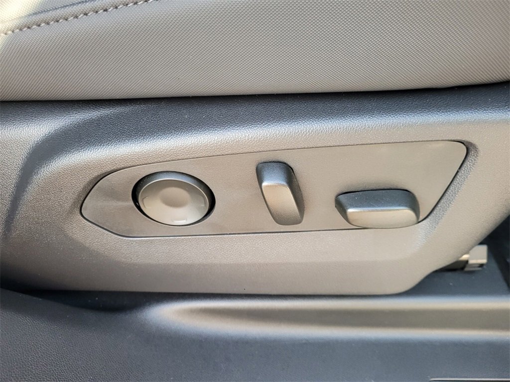 Used 2024 GMC Hummer EV 3X image 17