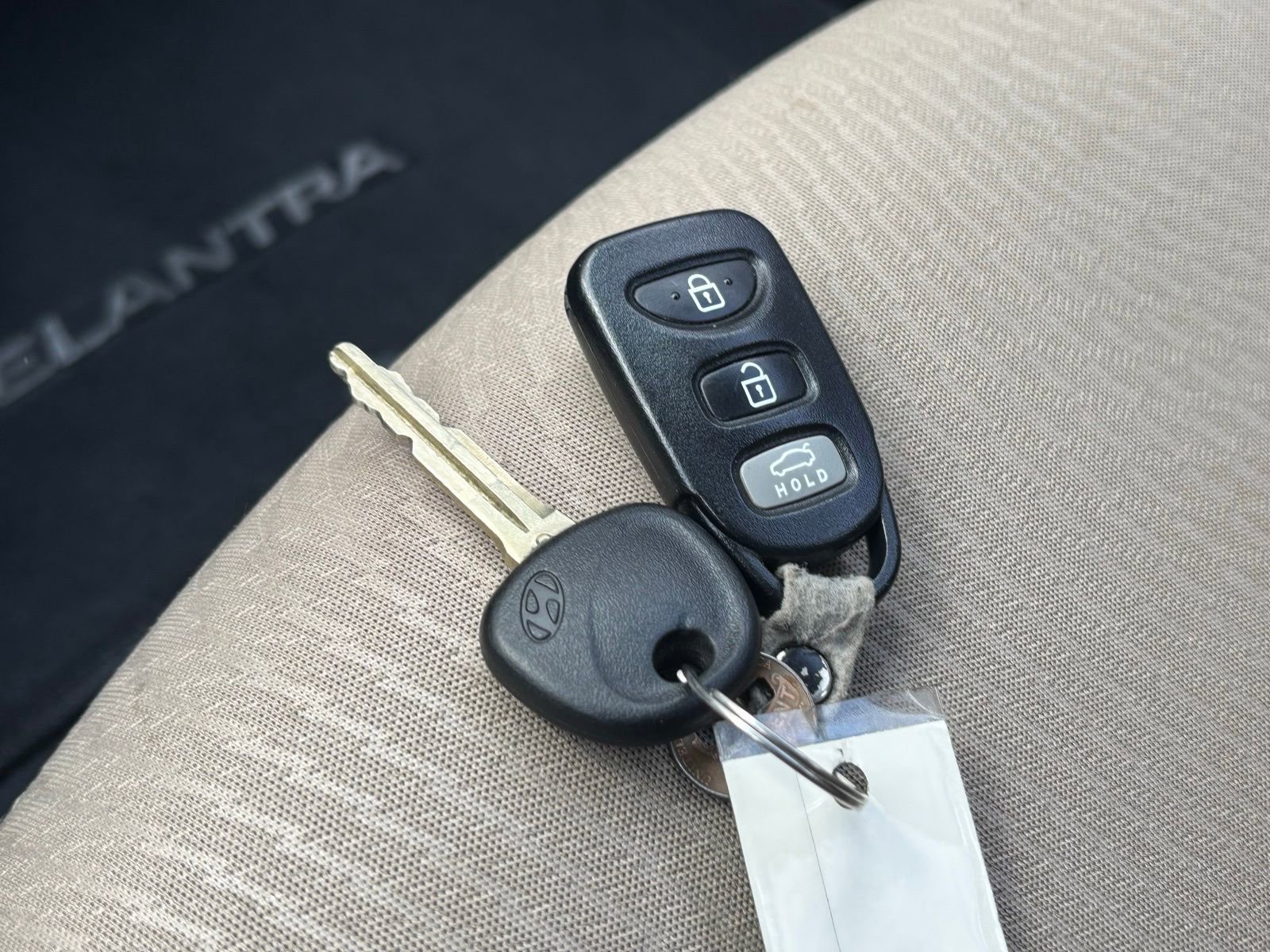 Used 2016 Hyundai Elantra SE FWD image 27