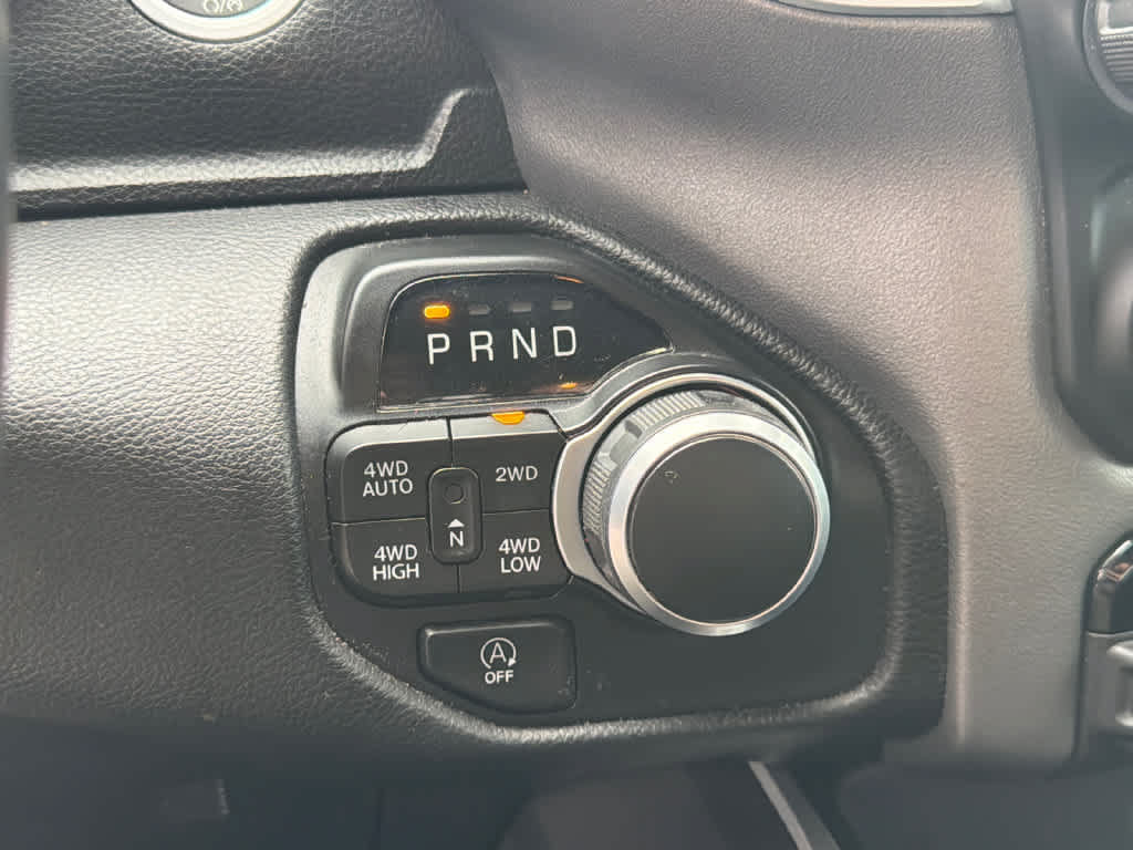 Used 2023 RAM 1500 Big Horn AWD/4WD image 30