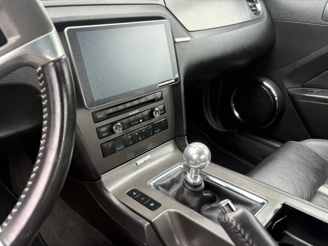Used 2013 Ford Mustang GT Premium w/ Electronics Pkg RWD image 21