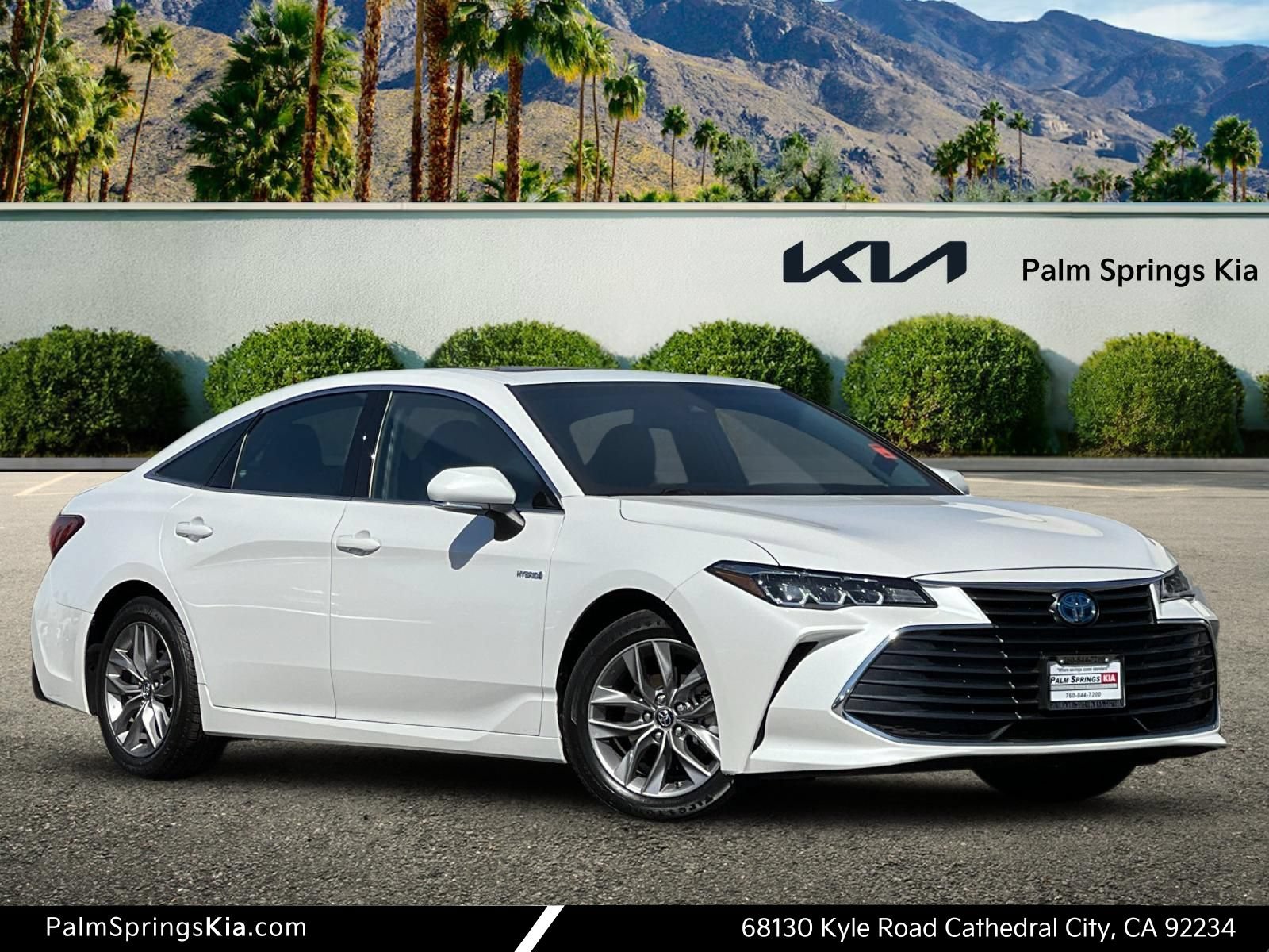 Used 2019 Toyota Avalon XLE w/ Moonroof Package