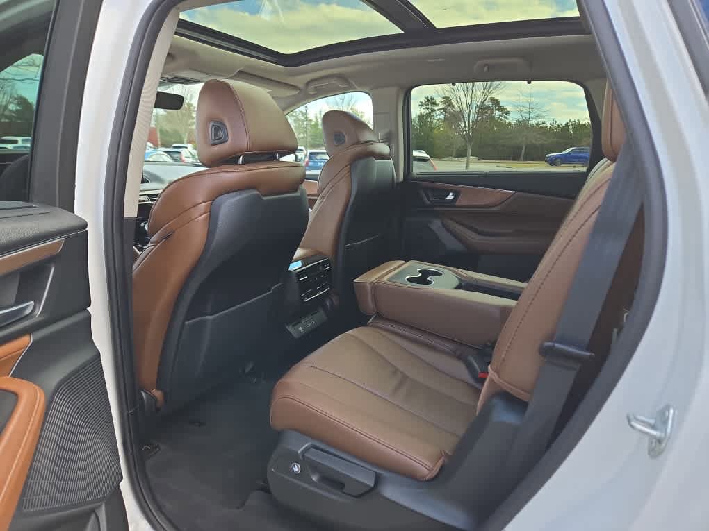 Used 2024 Acura MDX SH-AWD w/ Technology Package image 26