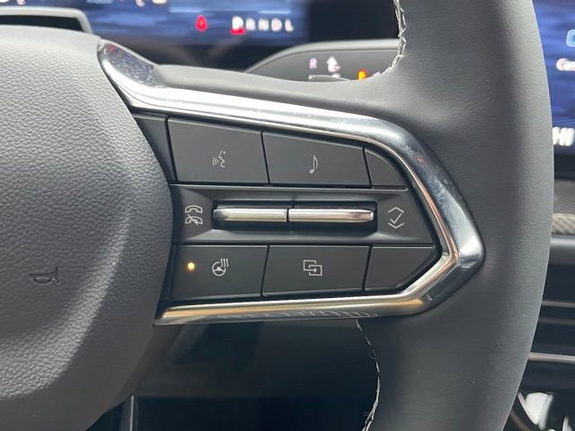 New 2026 Chevrolet Traverse High Country w/ LPO, Floor Liner Package FWD image 7