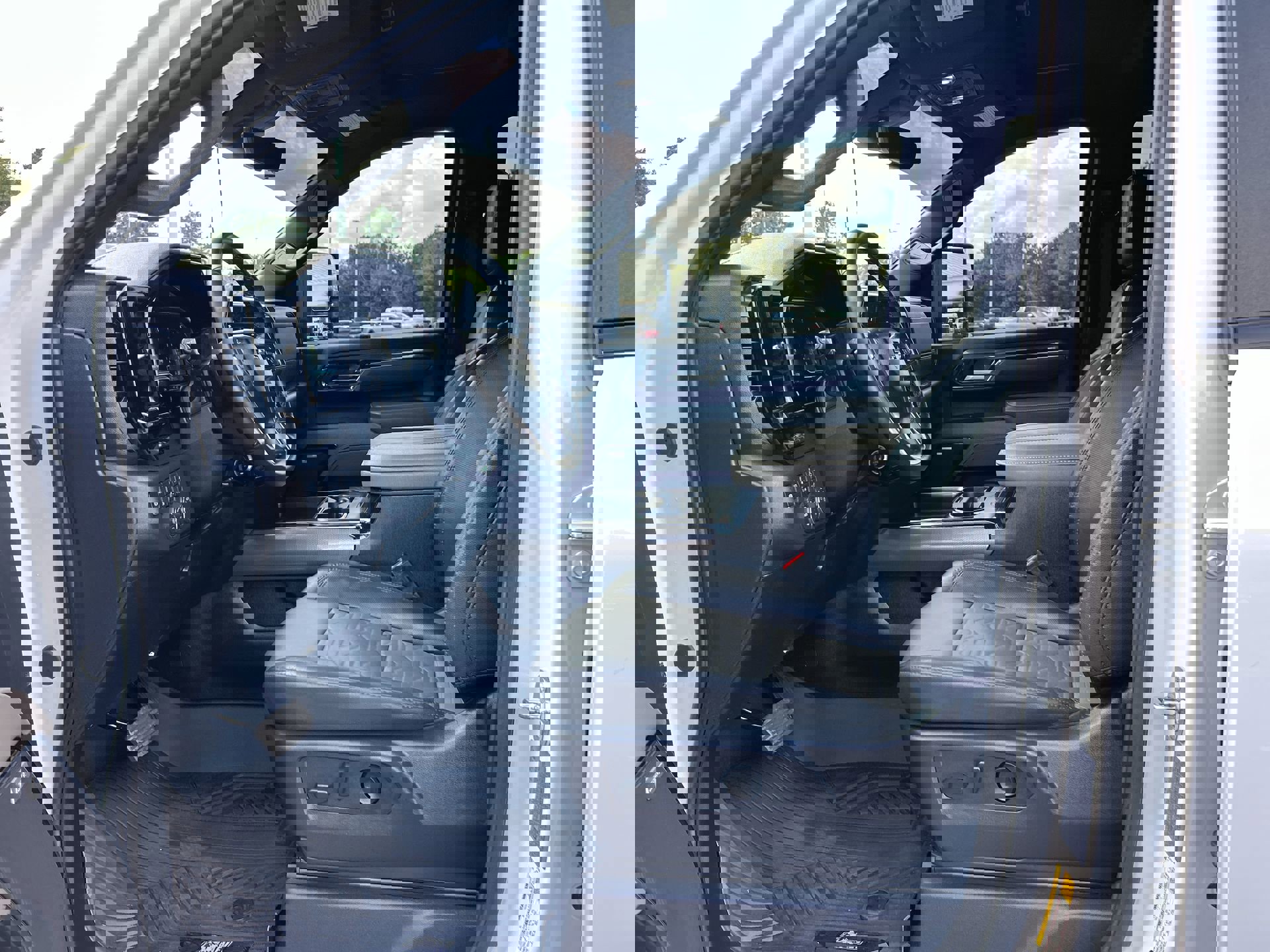 Used 2024 Chevrolet Silverado 2500 ZR2 w/ ZR2 Bison Edition image 16