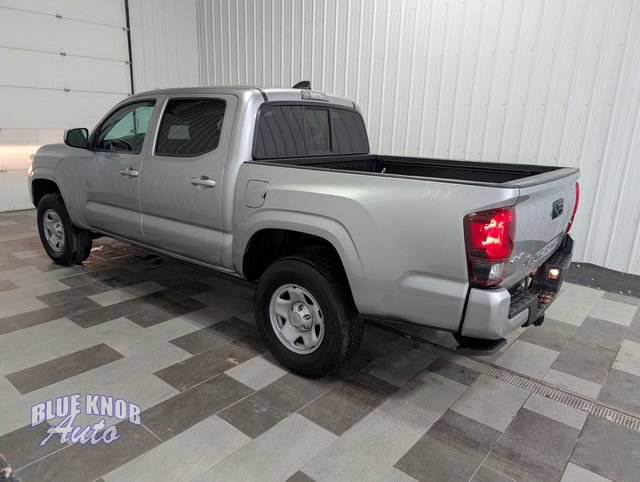 Used 2023 Toyota Tacoma SR AWD/4WD image 2