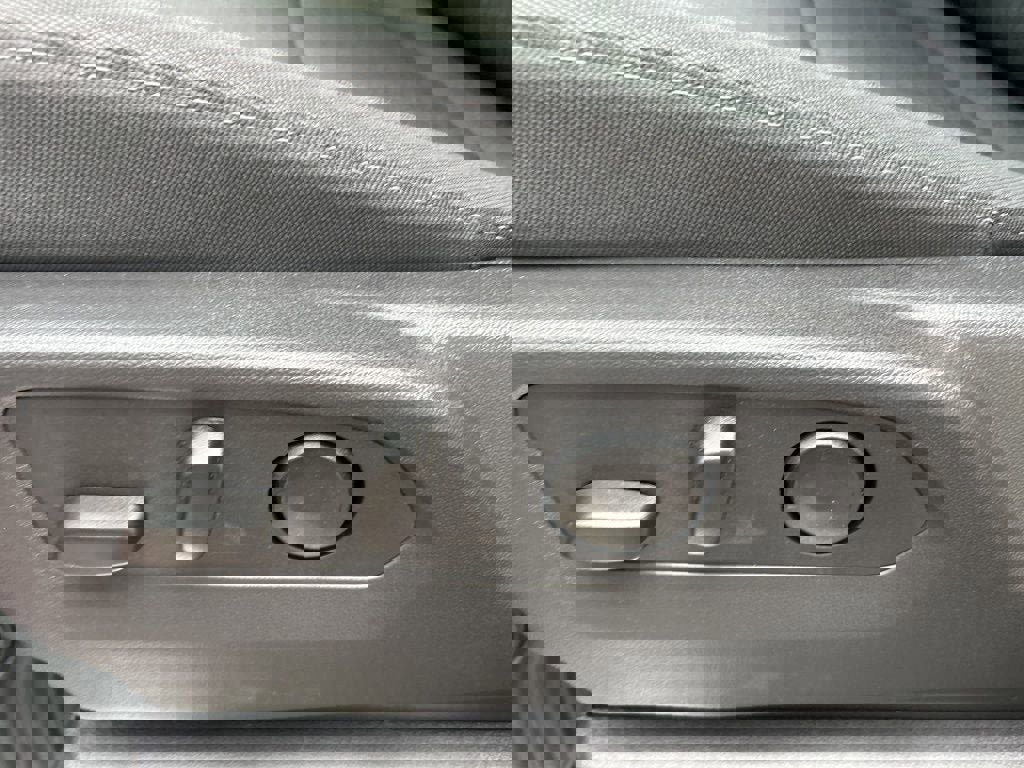 New 2026 Chevrolet Silverado 3500 LT w/ Convenience Package image 7