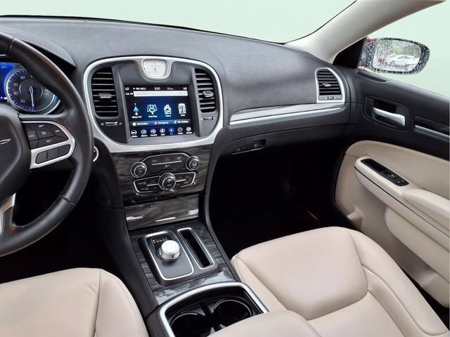 Used 2020 Chrysler 300 Touring L w/ Quick Order Package 2EF RWD image 17