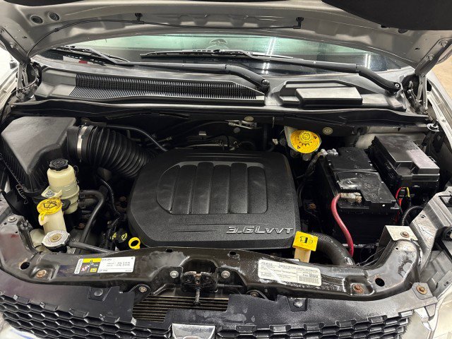 Used 2017 Dodge Grand Caravan SXT w/ Rear Park Assist Package FWD image 45