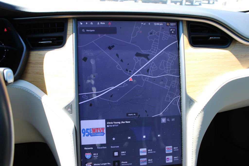 Used 2020 Tesla Model S Long Range Plus image 14
